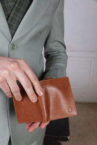 Oxhide Compact wallet in Vintage Leather in Brown colour -OXHIDE J0061 BROWN