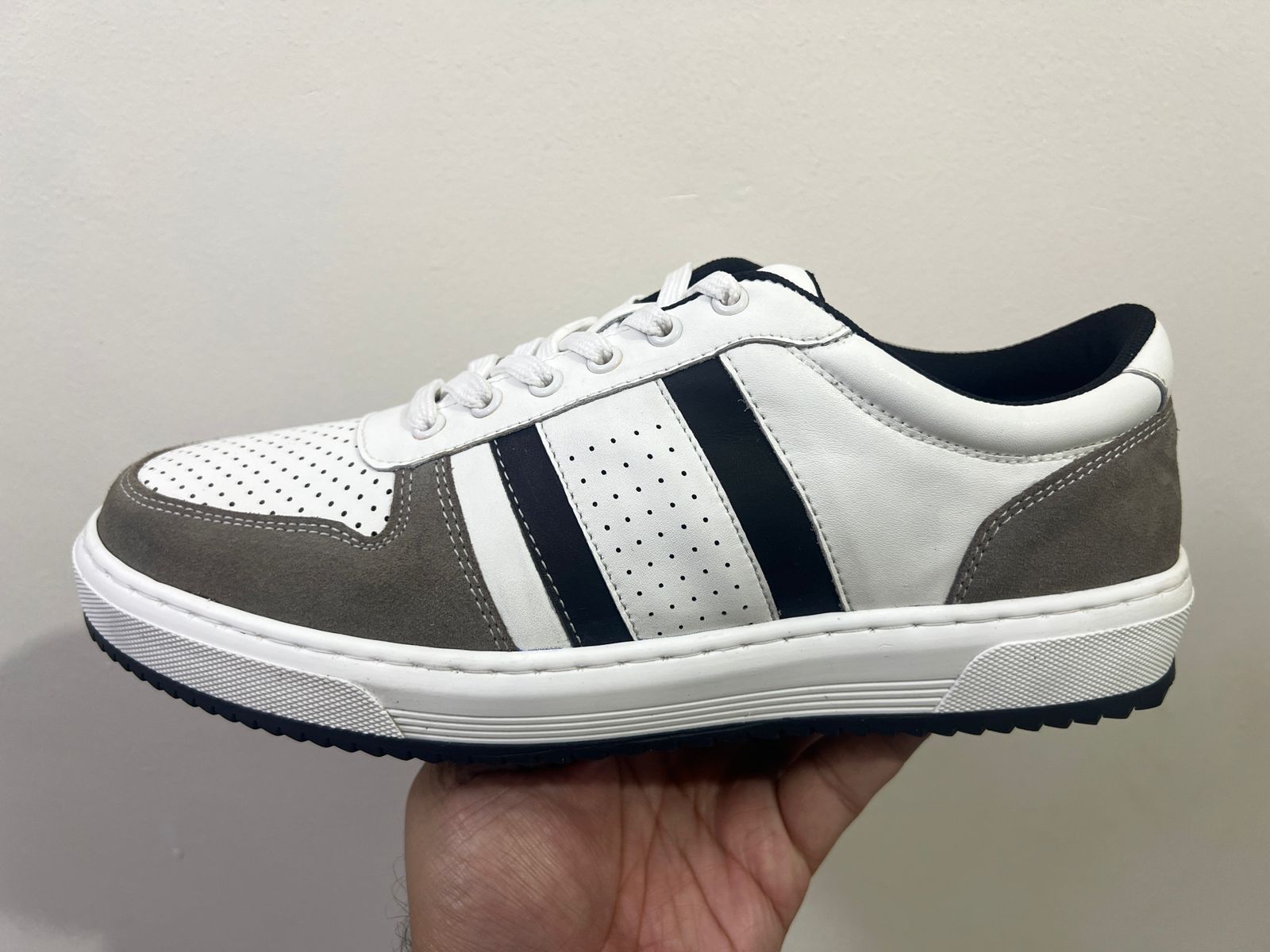White, Grey & Black Leather Casual Sneakers -BOM-CS1-WHT