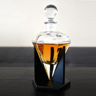 Whisky Decanter -  Wine Decanter Gift Set - Wine Carafe - Unique Design Whisky Holder CG-66