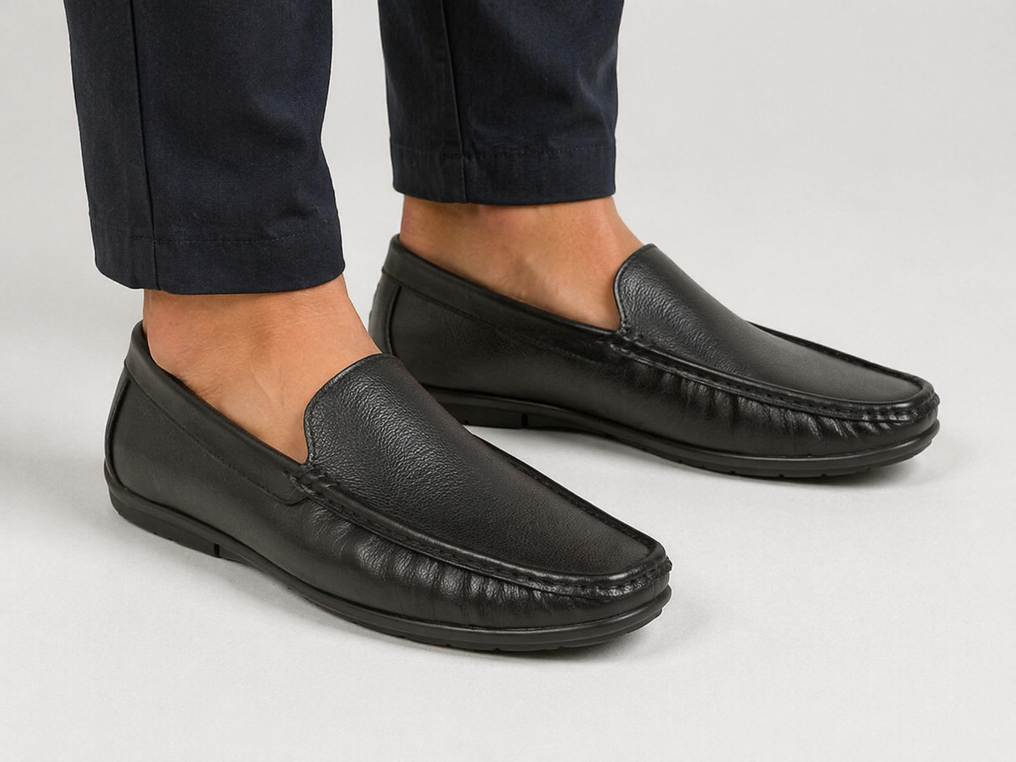 Oxhide Black Leather Slip-On Shoes-TR 1402 BLACK