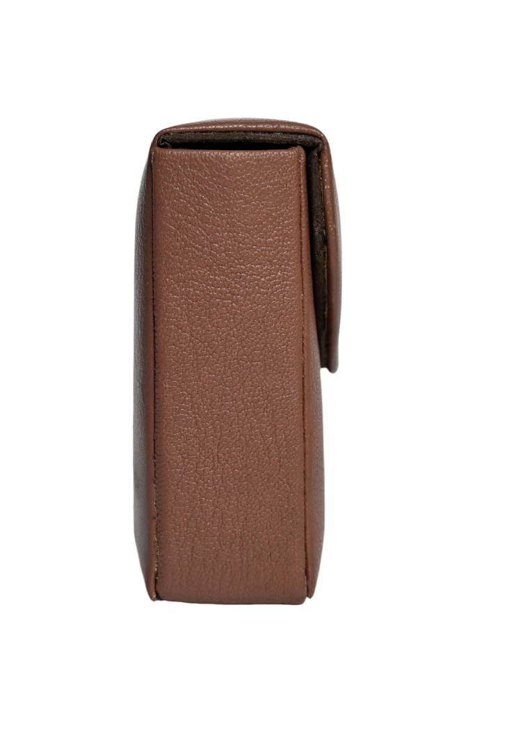 Cigarette Cover case 20 Cigarette Leather Storage Box Leather Case Portable Cigarette Protection Bag with lighter holder -Oxhide