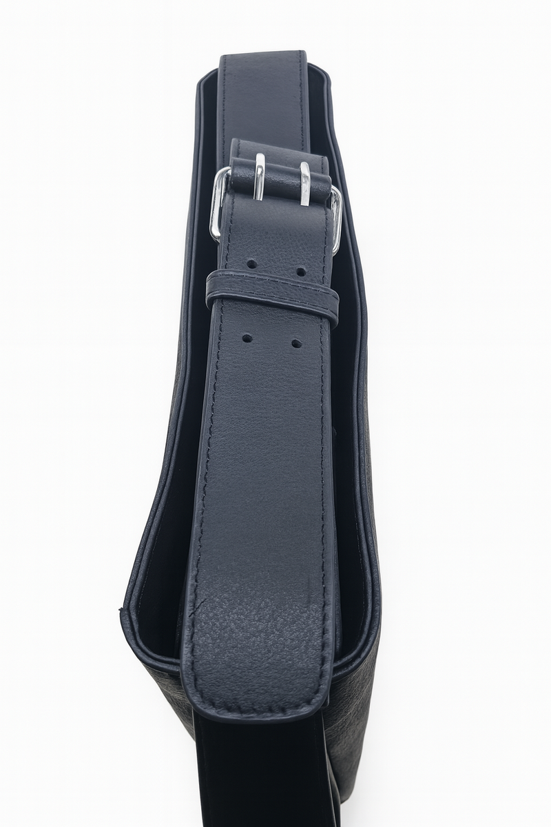 Oxhide Sling Laptop Bag Unisex - J0090 Black