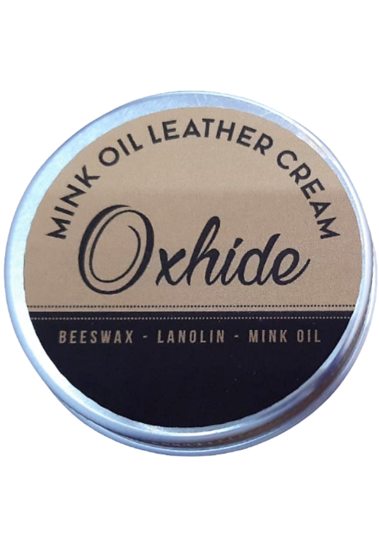 Leather Cleaner & Conditioner Wipes and polish